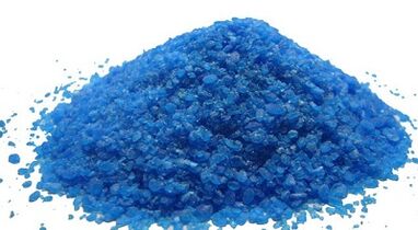 Copper sulfur for the treatment of the nail fungus